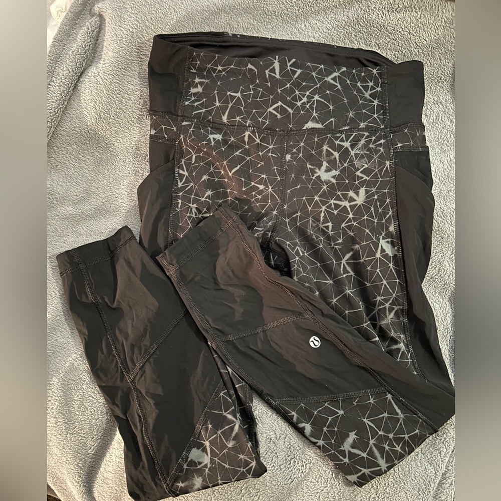 Lululemon Inspire 2 leggings sz 6